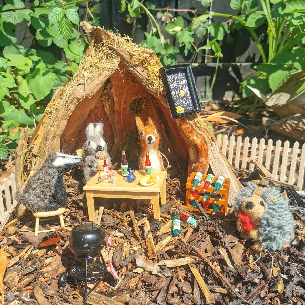 Handmade Felt Bertie Badger Hanging Biodegradable Decoration