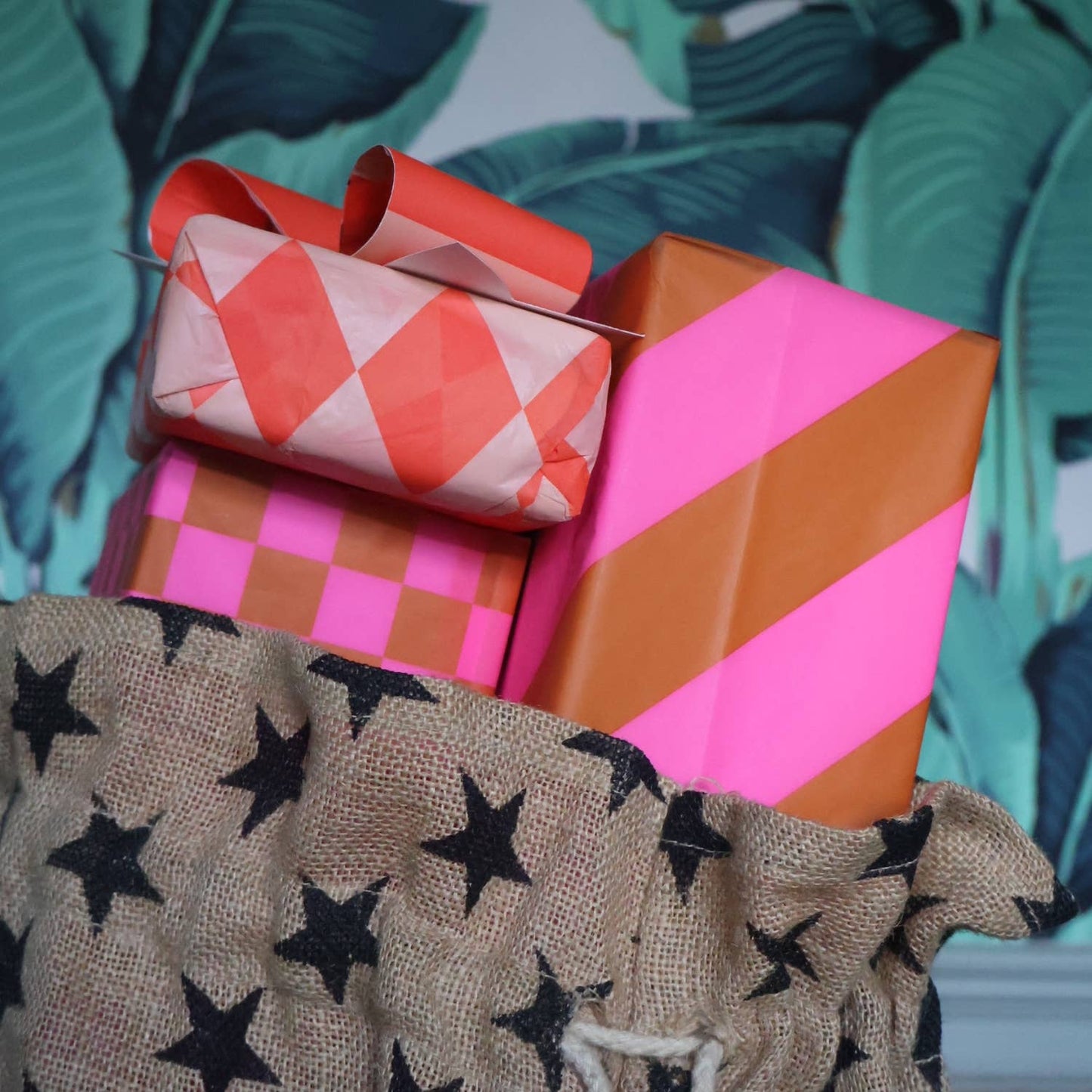 Luxury Patterned Tissue Paper Gift Wrap | Ginger/Fluoro Pink