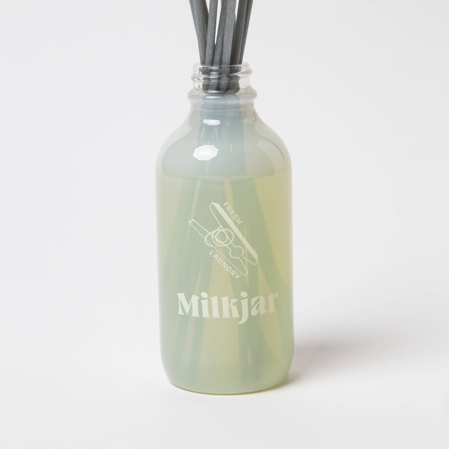 Fresh Laundry - Rain, Cotton & Vanilla 4oz Reed Diffuser