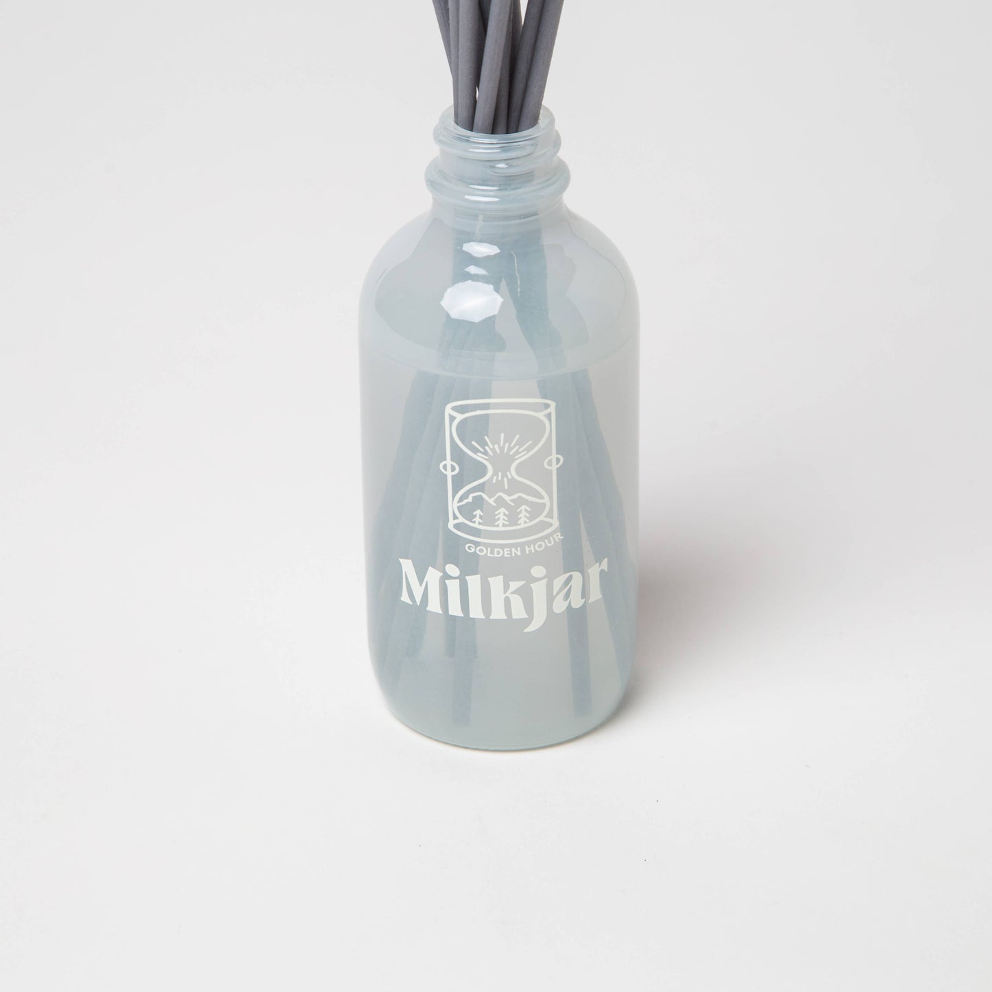 Golden Hour - Cashmere, Cedarwood & Musk 4oz Reed Diffuser