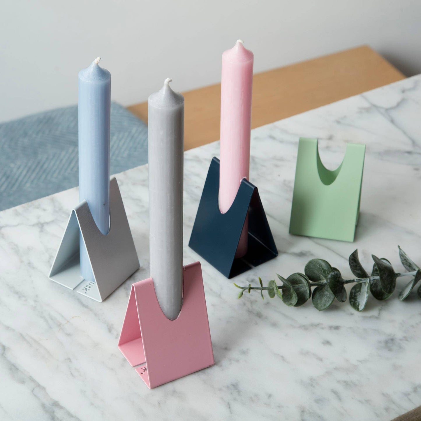 Triangle Candle Holder: Pink